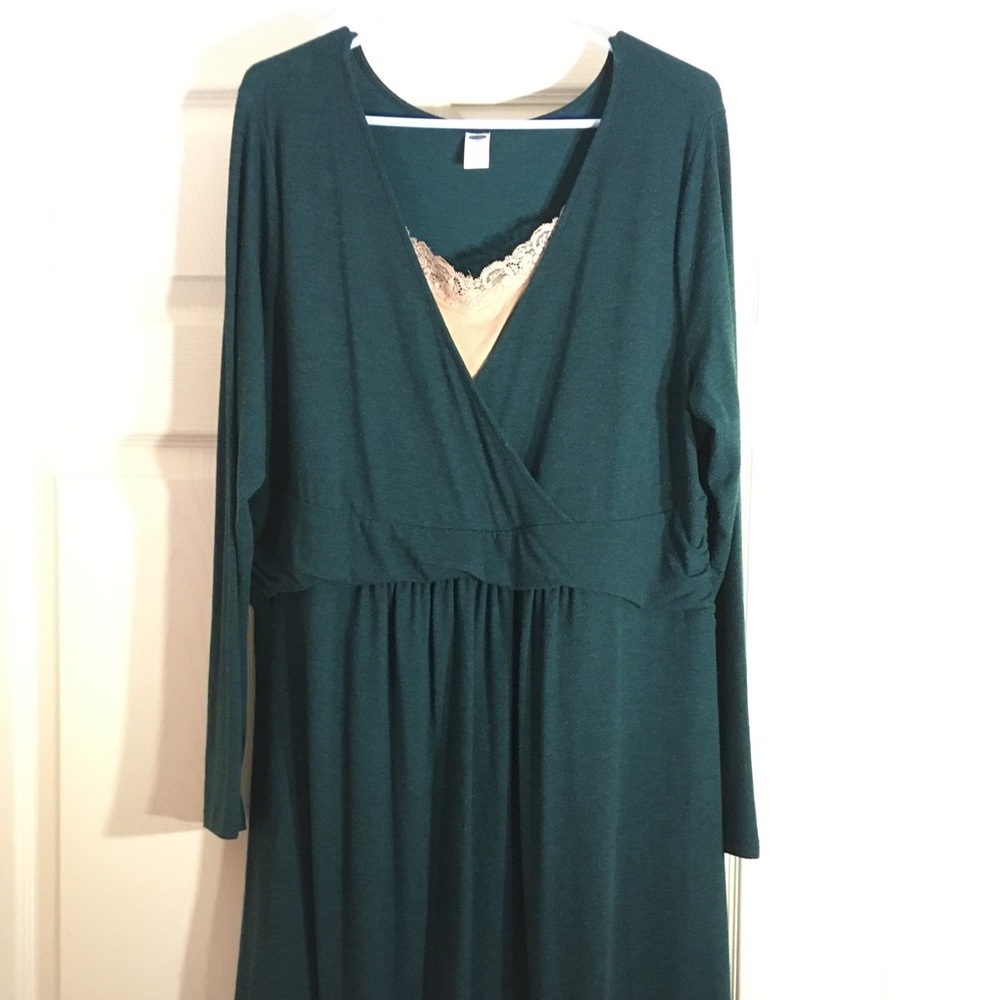 Dark green v neck dress